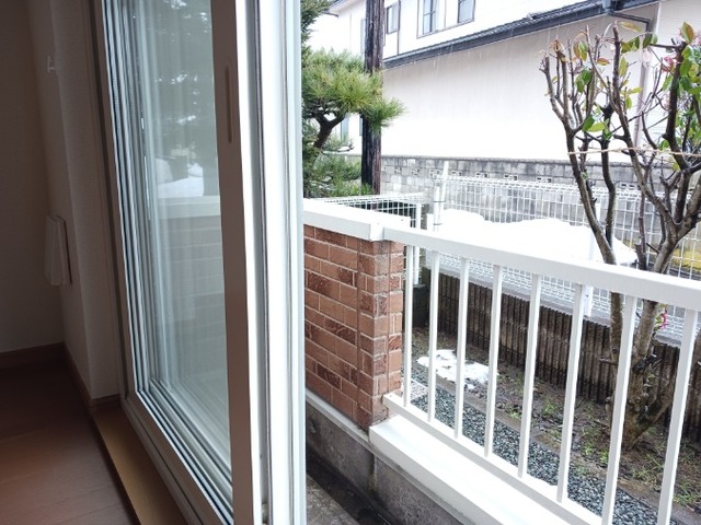 秋田県秋田市四ツ小屋中野 ベランダ