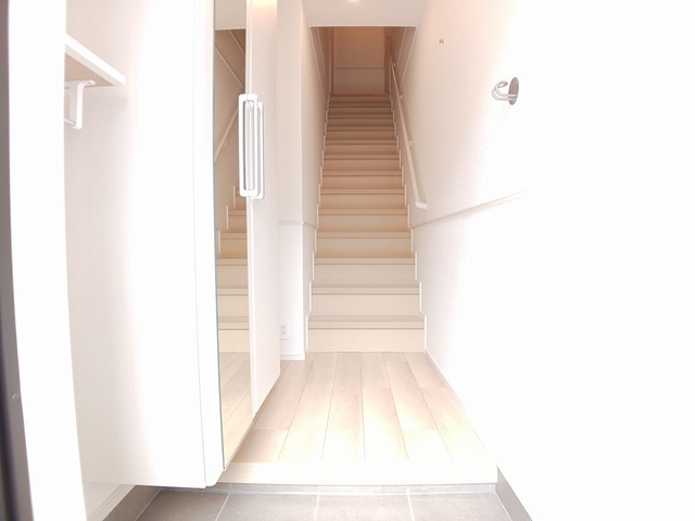 秋田県秋田市仁井田本町１丁目 玄関