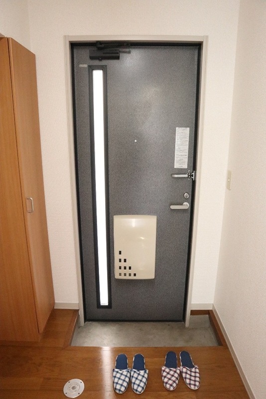 スカイリバーＢ 玄関
