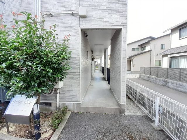 秋田県秋田市旭南２丁目 エントランス