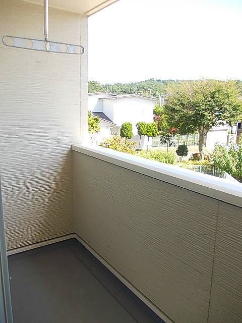秋田県秋田市外旭川梶ノ目 ベランダ