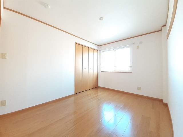 秋田県秋田市仁井田新田２丁目 ベッドルーム