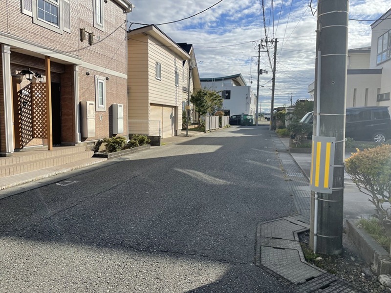 秋田県秋田市仁井田新田２丁目 エントランス