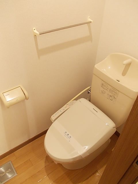 秋田県秋田市泉南１丁目 トイレ