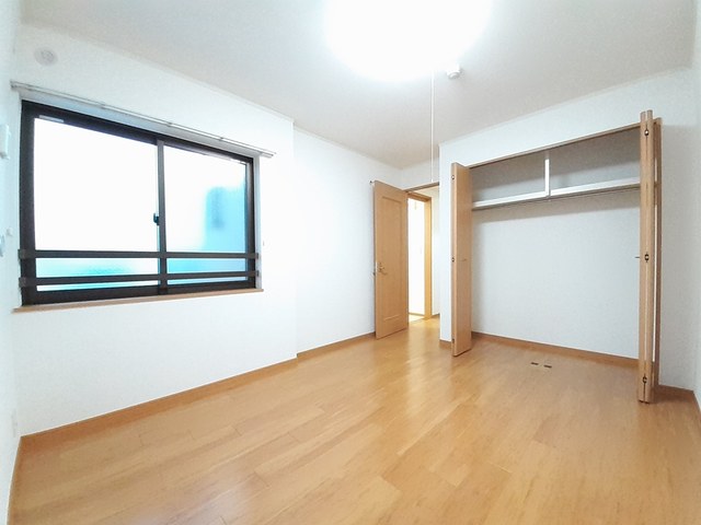 秋田県秋田市山王沼田町 ベッドルーム