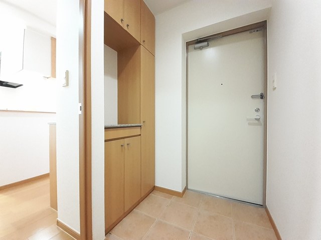 秋田県秋田市山王沼田町 玄関