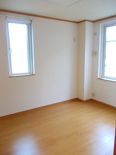 秋田県秋田市四ツ小屋中野 ベッドルーム