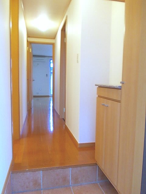 秋田県秋田市四ツ小屋中野 玄関