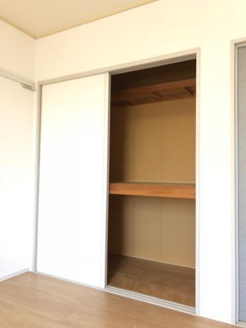 秋田県秋田市寺内後城 収納