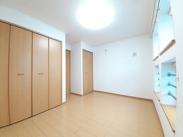 秋田県秋田市新屋寿町 ベッドルーム