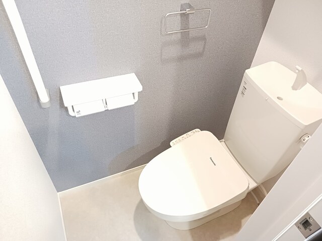 秋田県秋田市仁井田本町４丁目 トイレ