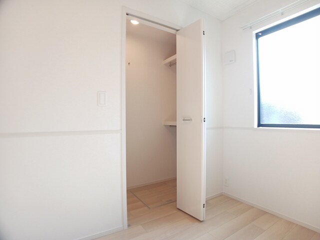 秋田県秋田市仁井田本町４丁目 収納