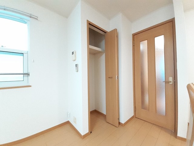 秋田県秋田市新屋寿町 収納