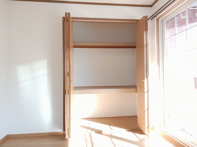 秋田県秋田市将軍野東１丁目 収納