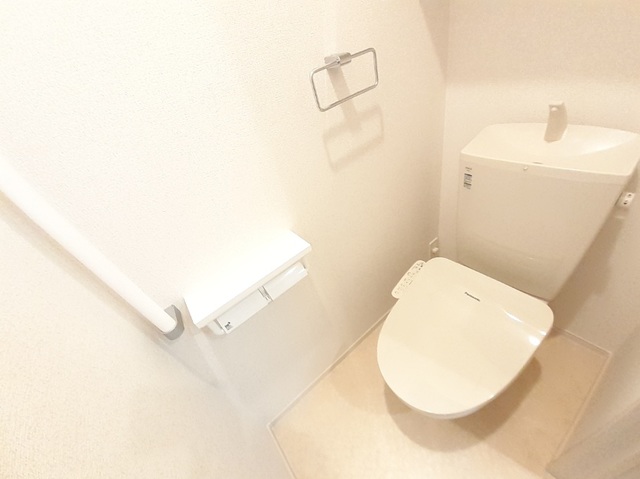 秋田県秋田市仁井田本町６丁目 トイレ