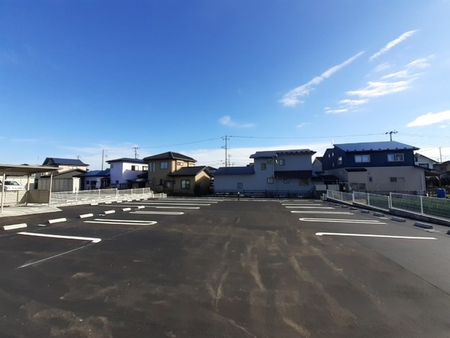 秋田県秋田市仁井田本町６丁目 駐車場