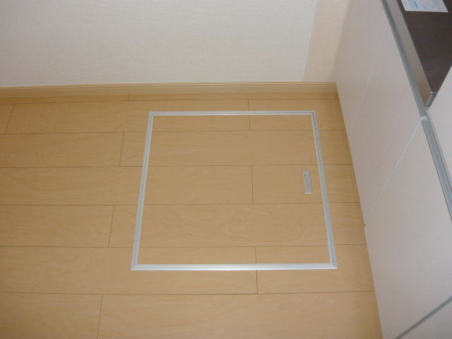 秋田県秋田市柳田境田 収納