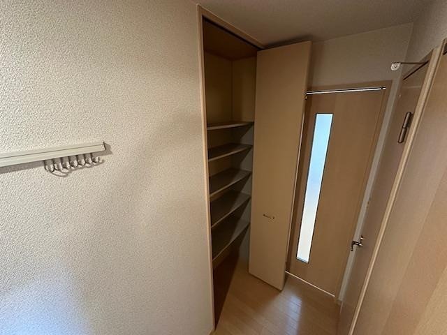 秋田県秋田市河辺北野田高屋黒沼下堤下 収納