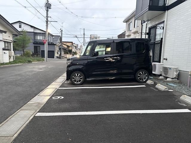 秋田県秋田市手形西谷地 駐車場