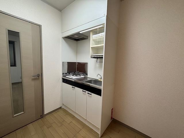 秋田県秋田市手形西谷地 キッチン