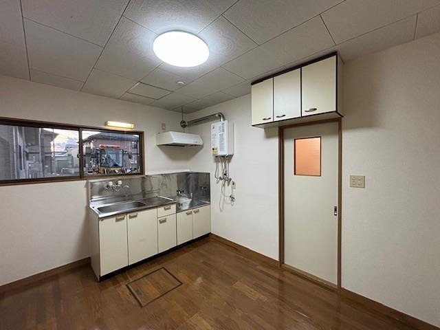 秋田県秋田市広面広面 キッチン