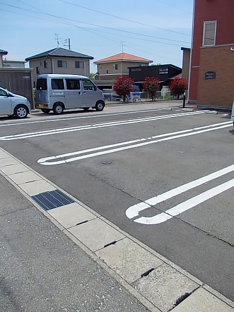 秋田県秋田市御所野元町４丁目 駐車場