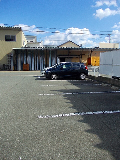 秋田県秋田市泉南２丁目 駐車場