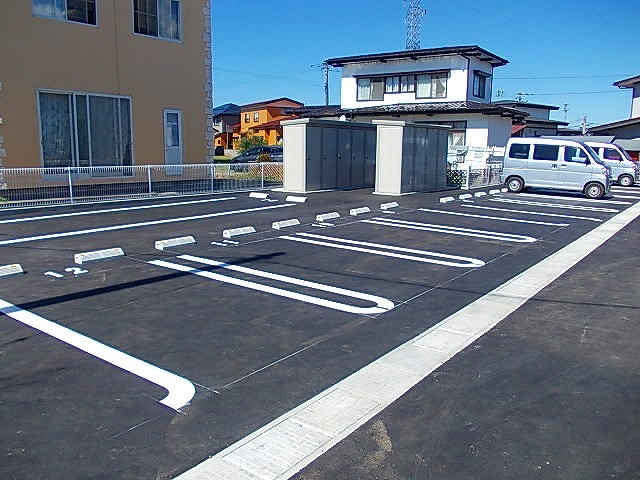 秋田県秋田市将軍野東２丁目 駐車場