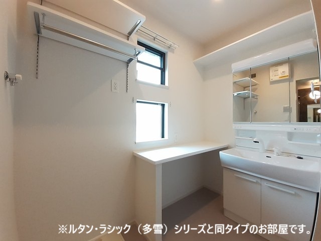 秋田県秋田市広面川崎 洗面所