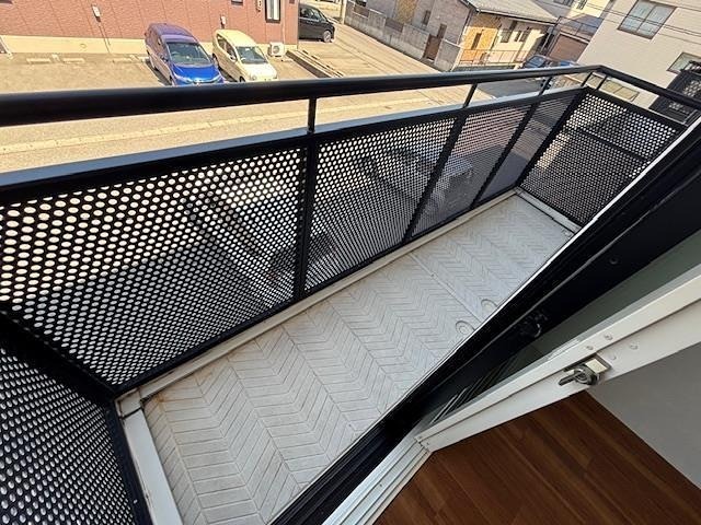 秋田県秋田市高陽幸町 ベランダ