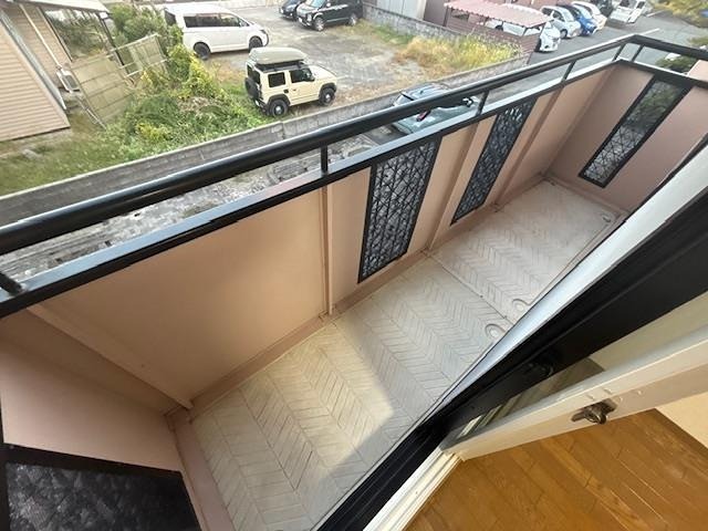 秋田県秋田市高陽幸町 ベランダ