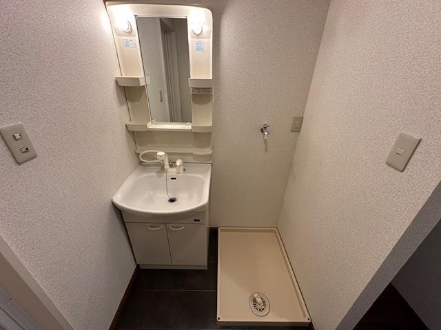 秋田県秋田市楢山城南新町 洗面所