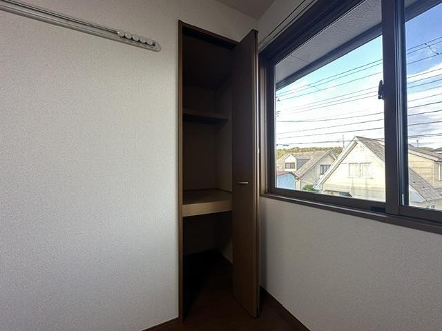 秋田県秋田市楢山城南新町 収納