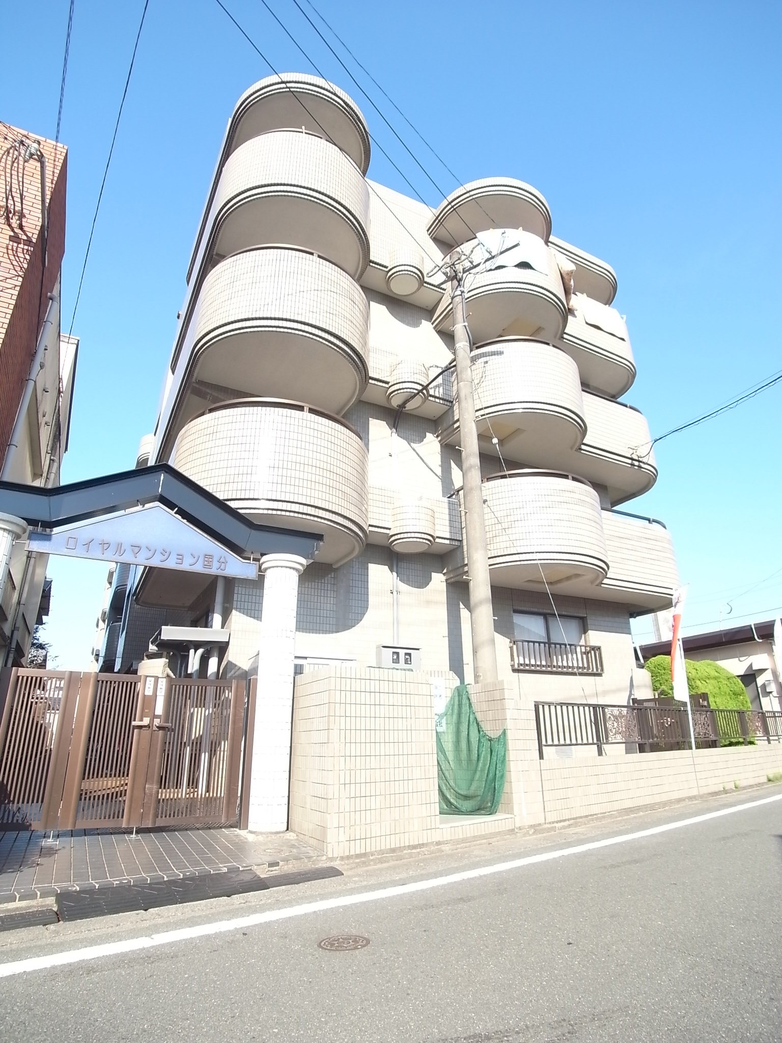 ロイヤルマンション国分 407号室 外観