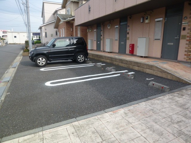 茨城県牛久市ひたち野西２丁目 駐車場