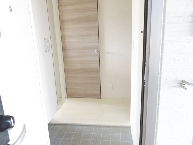 茨城県稲敷郡阿見町うずら野４丁目 玄関