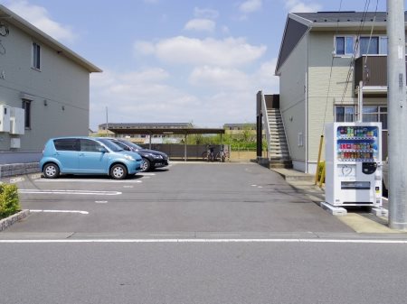 茨城県かすみがうら市下稲吉 駐車場