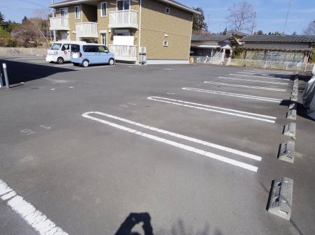 茨城県かすみがうら市西野寺 駐車場