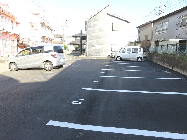 茨城県稲敷郡阿見町阿見 駐車場