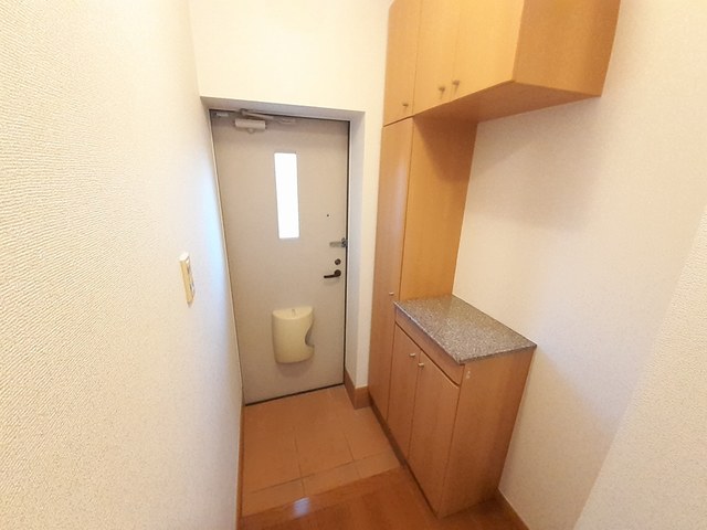 茨城県稲敷郡阿見町若栗 玄関