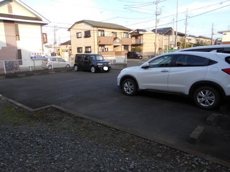 茨城県稲敷郡阿見町阿見 駐車場