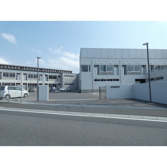 茨城県稲敷郡阿見町荒川本郷 小学校