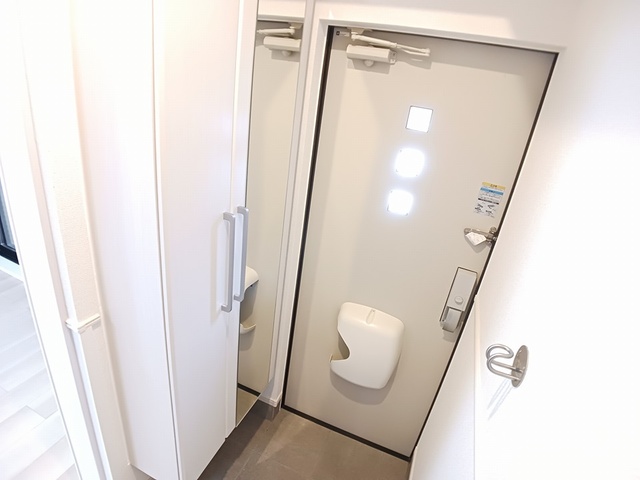茨城県土浦市並木２丁目 玄関