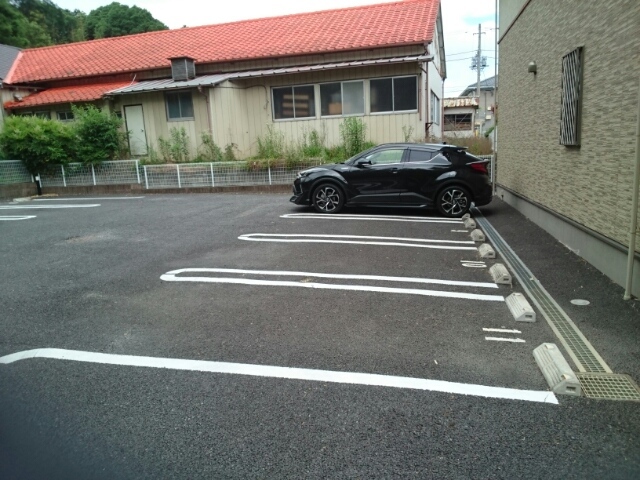 茨城県土浦市宍塚 駐車場