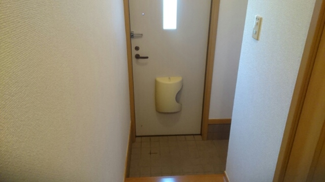 茨城県稲敷郡阿見町岡崎３丁目 玄関
