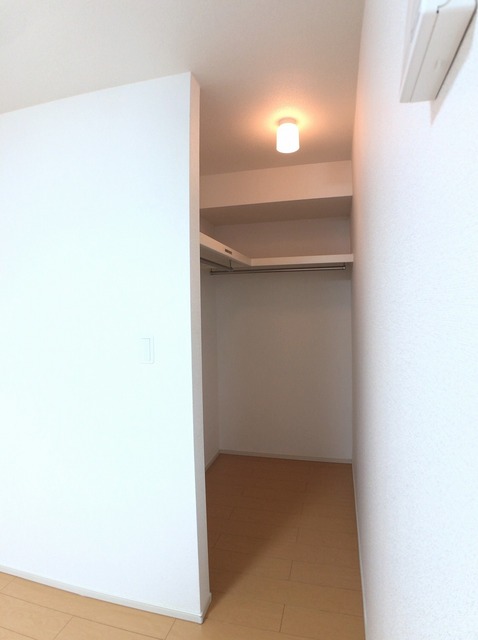 茨城県土浦市西根南１丁目 収納