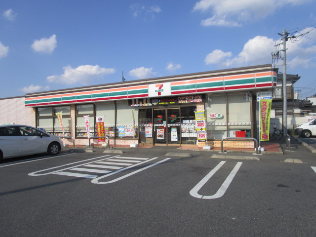 茨城県牛久市上柏田３丁目 コンビニ