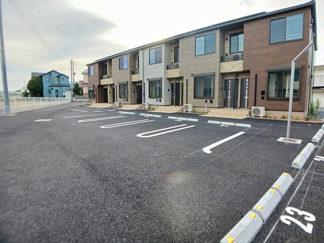 茨城県土浦市右籾 駐車場