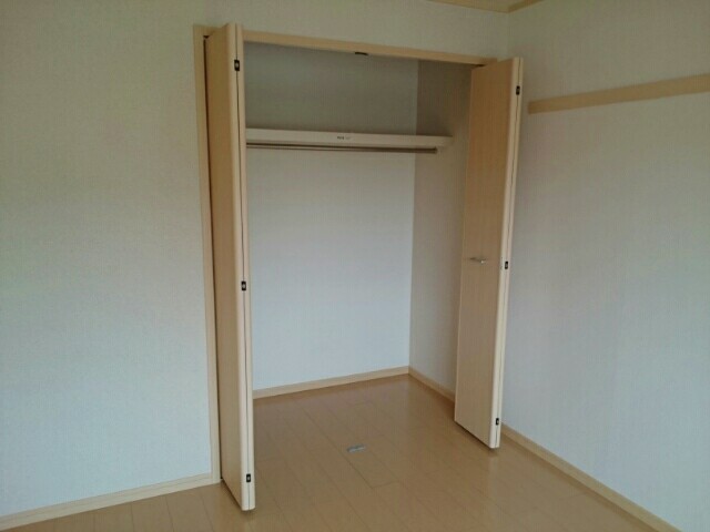 茨城県稲敷郡阿見町若栗 収納