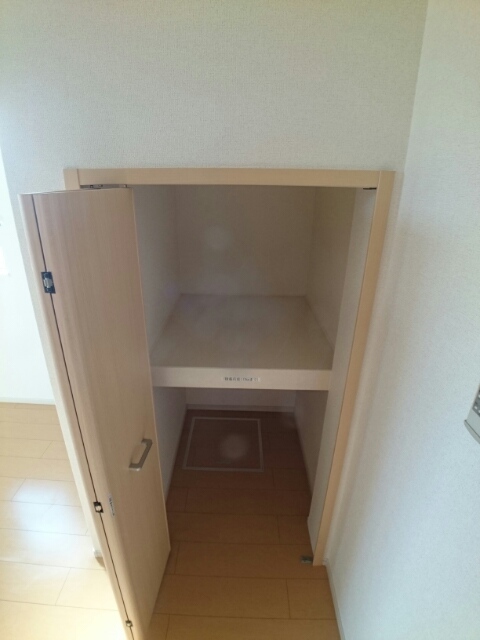 茨城県土浦市田中３丁目 収納